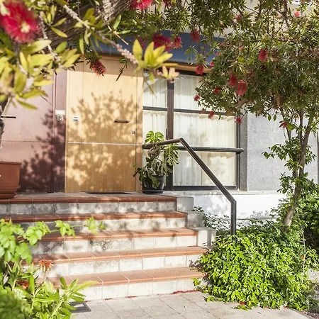 Secret Garden Rhodes Town Holiday home *